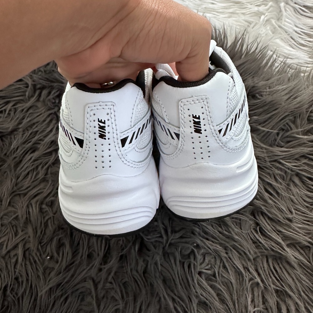 Nike Initiator - Picture 9 of 12